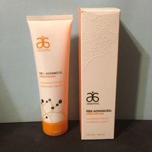 Re9 Advanced prep work cleansing polish